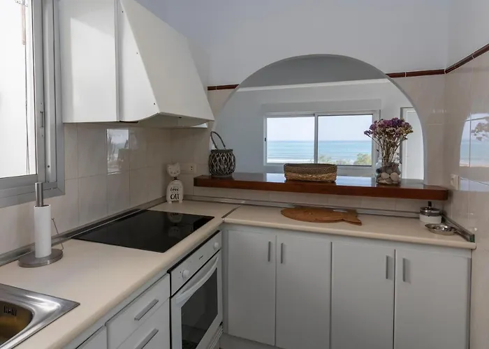 Chopos, 2 Dormitorios, Frente Al Mar, By Bookindenia