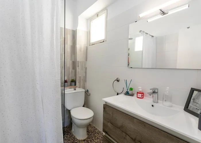 Chopos, 2 Dormitorios, Frente Al Mar, By Bookindenia Apartmán *