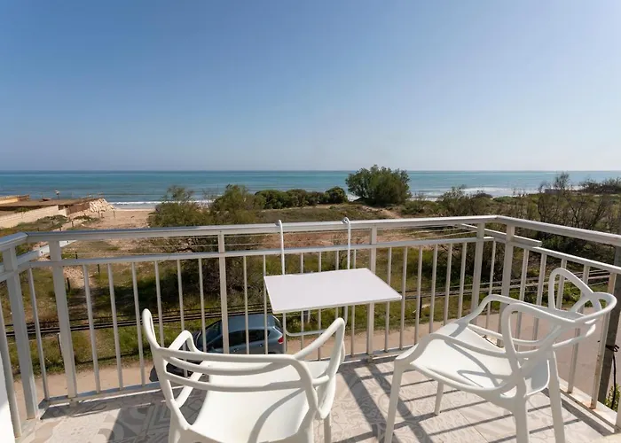 Chopos, 2 Dormitorios, Frente Al Mar, By Bookindenia Apartmán *