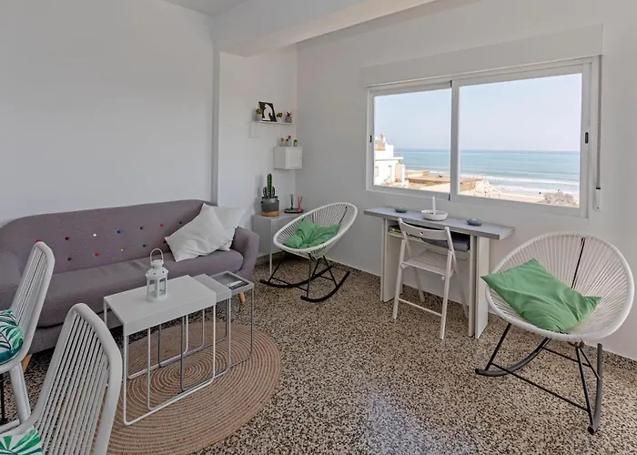 Chopos, 2 Dormitorios, Frente Al Mar, By Bookindenia *